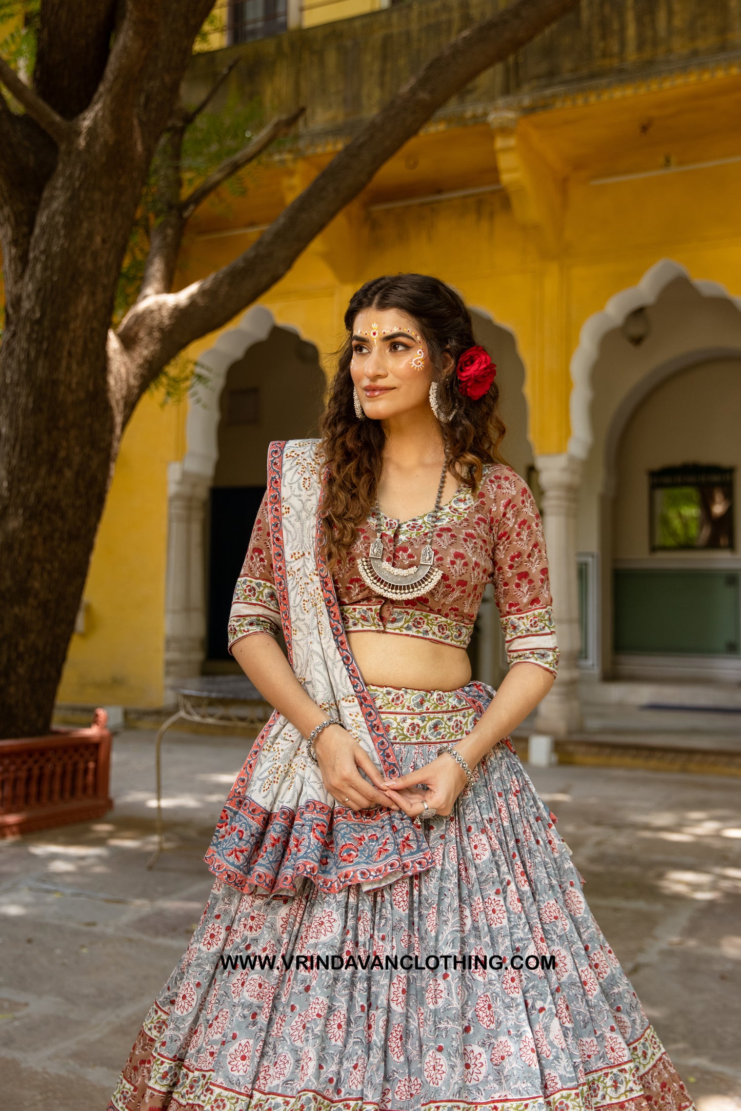 JAGANNATH - Gopi Skirt set.