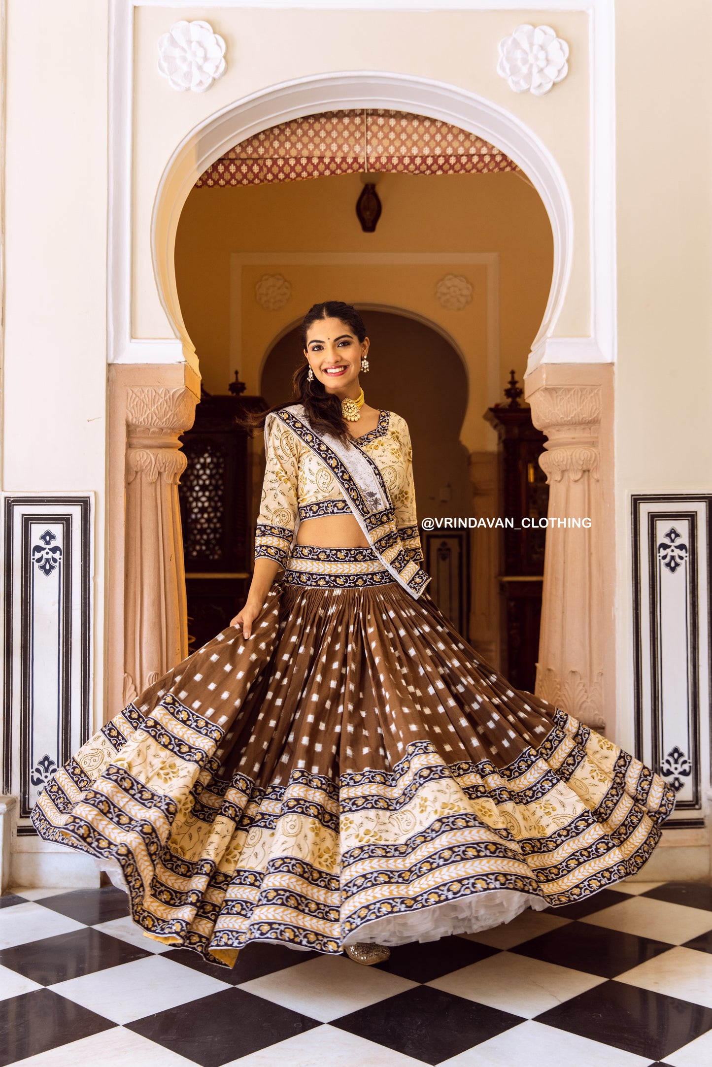 DIKSHA | Gopi Skirt Set.