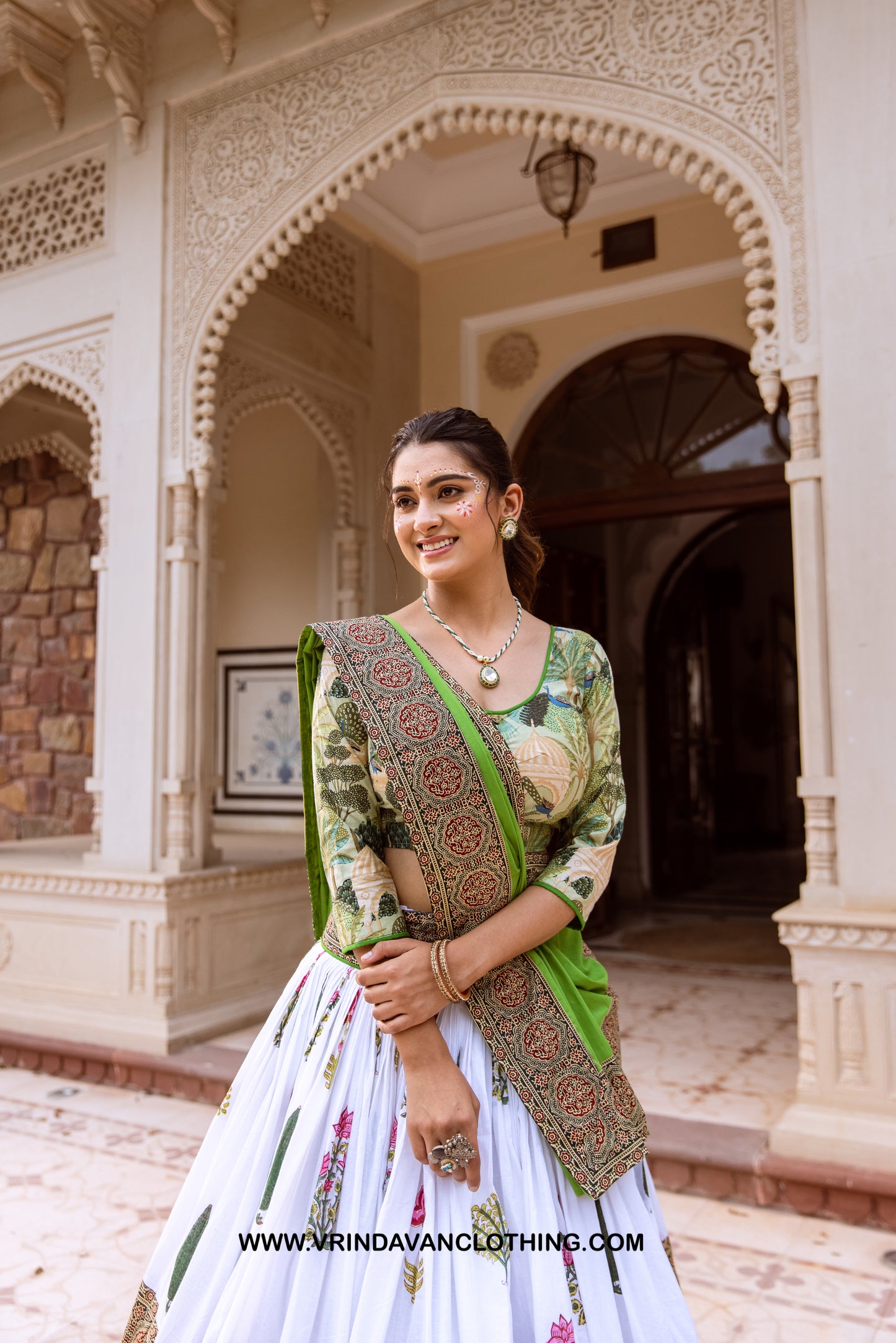 ISHITA- Gopi Skirt Set.
