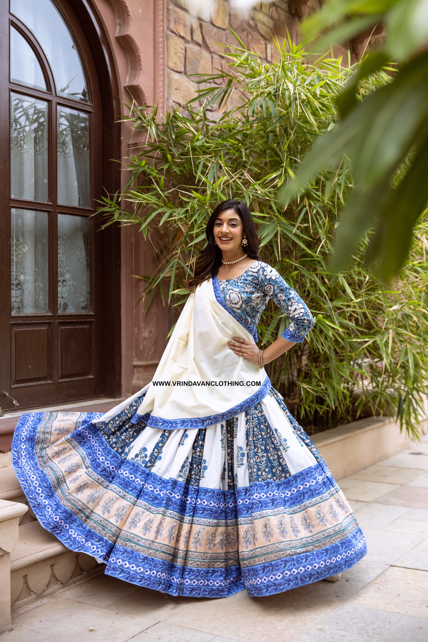 JAYA - Gopi Skirt Set.