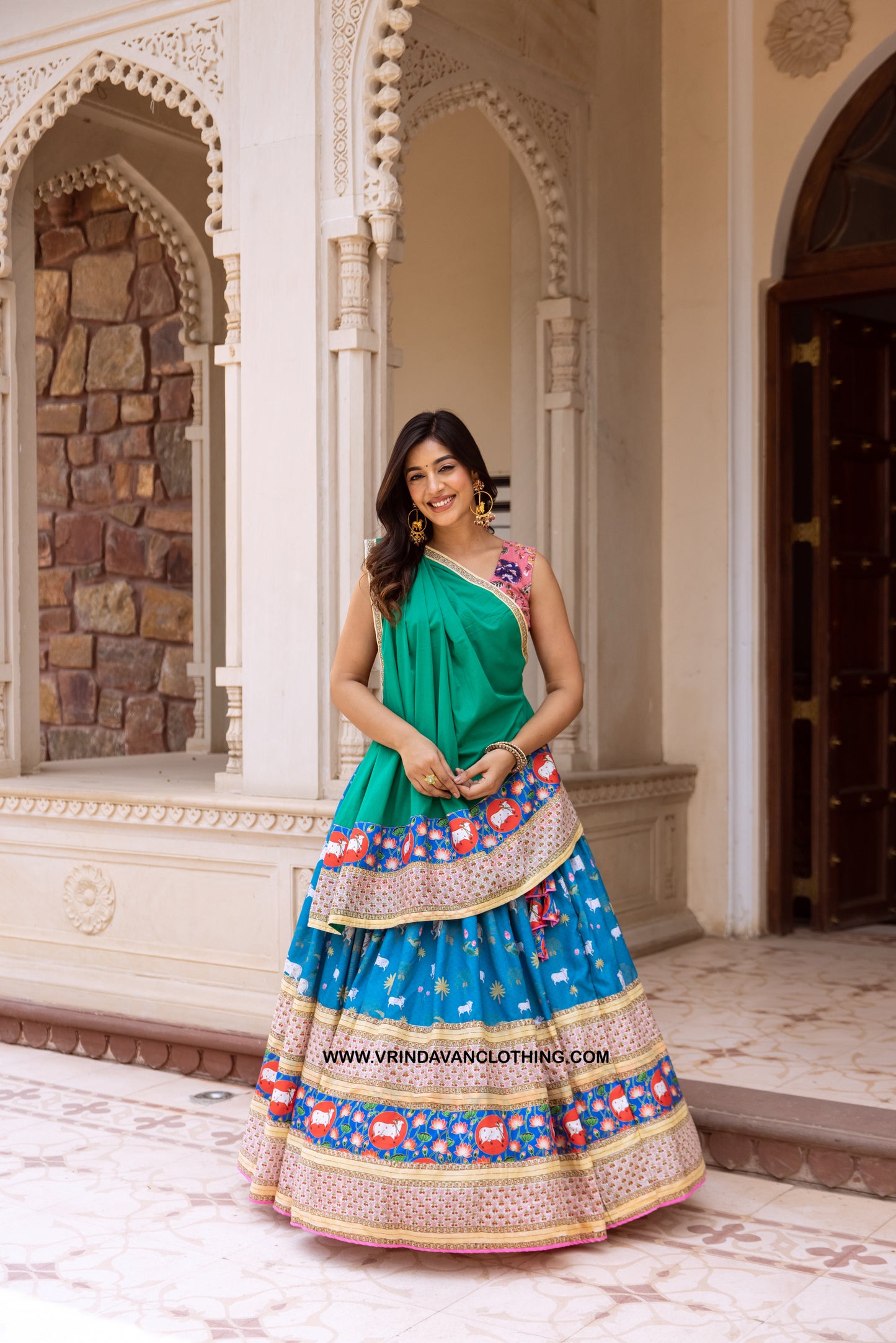 Ananda - Gopi Skirt Set.