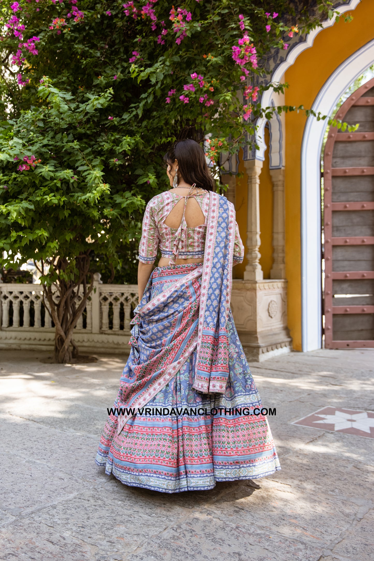 ANUM - Gopi skirt set.