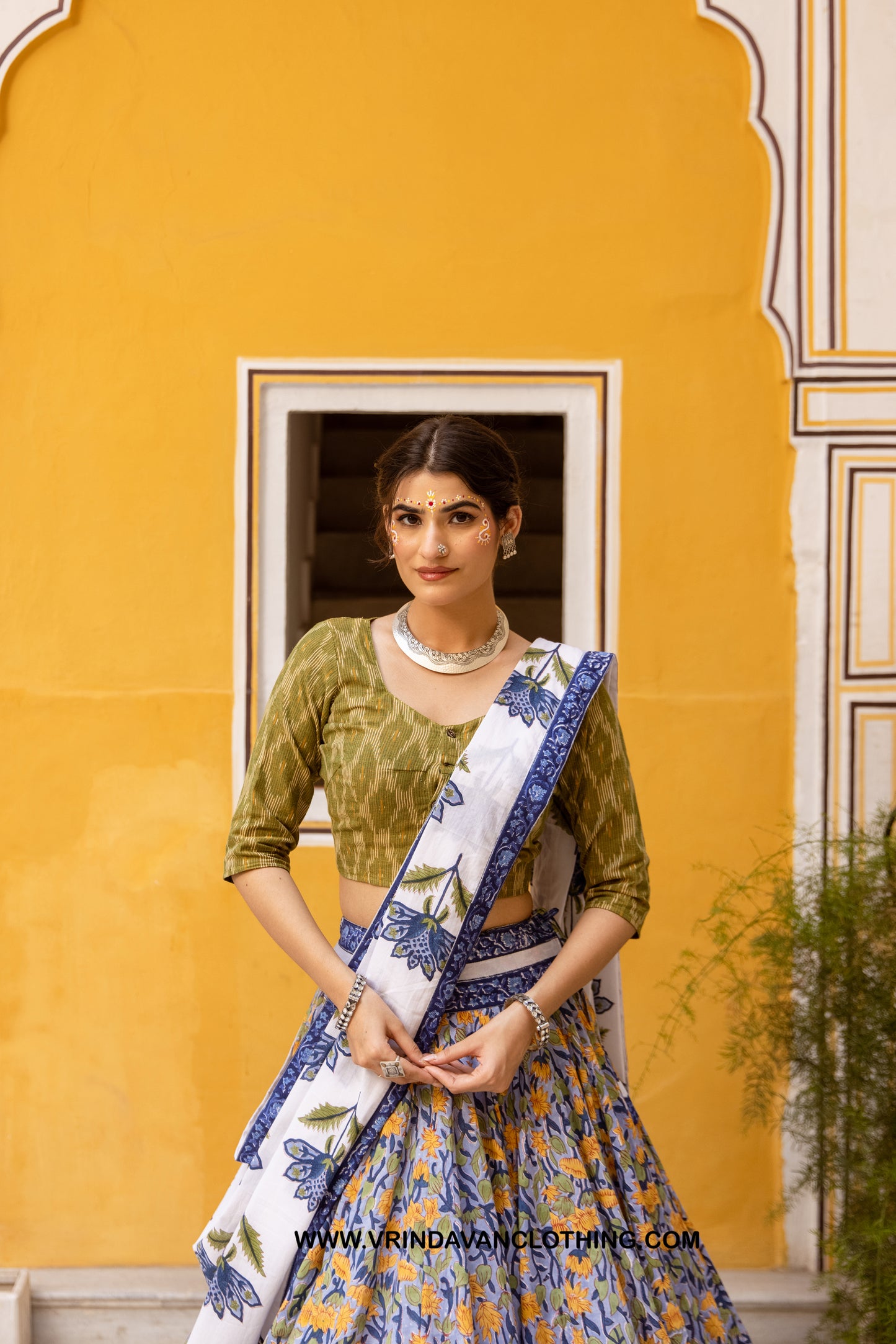 GOVERDHAN - Gopi skirt set.