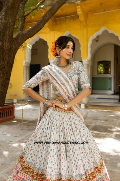 INDIRA MANI - Gopi skirt set.
