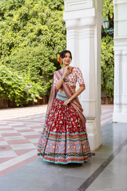 SUPRIYA - Gopi skirt set.