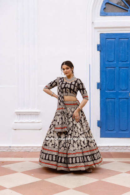LOKESHWARI - Gopi skirt set.