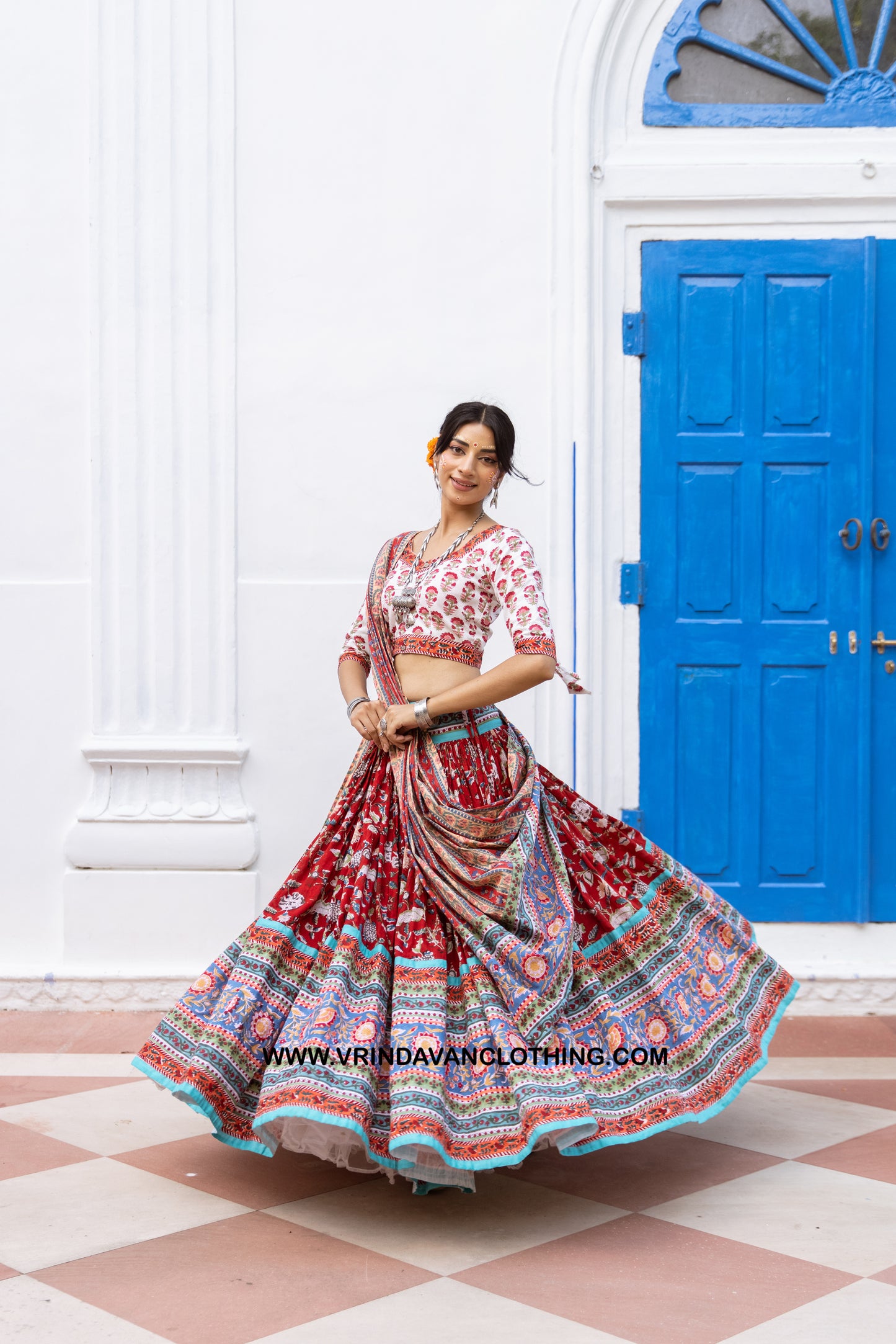 SUPRIYA - Gopi skirt set.