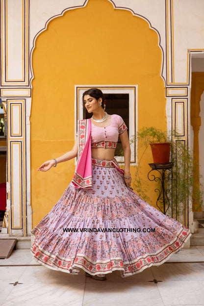 ISHANI - Gopi skirt set.