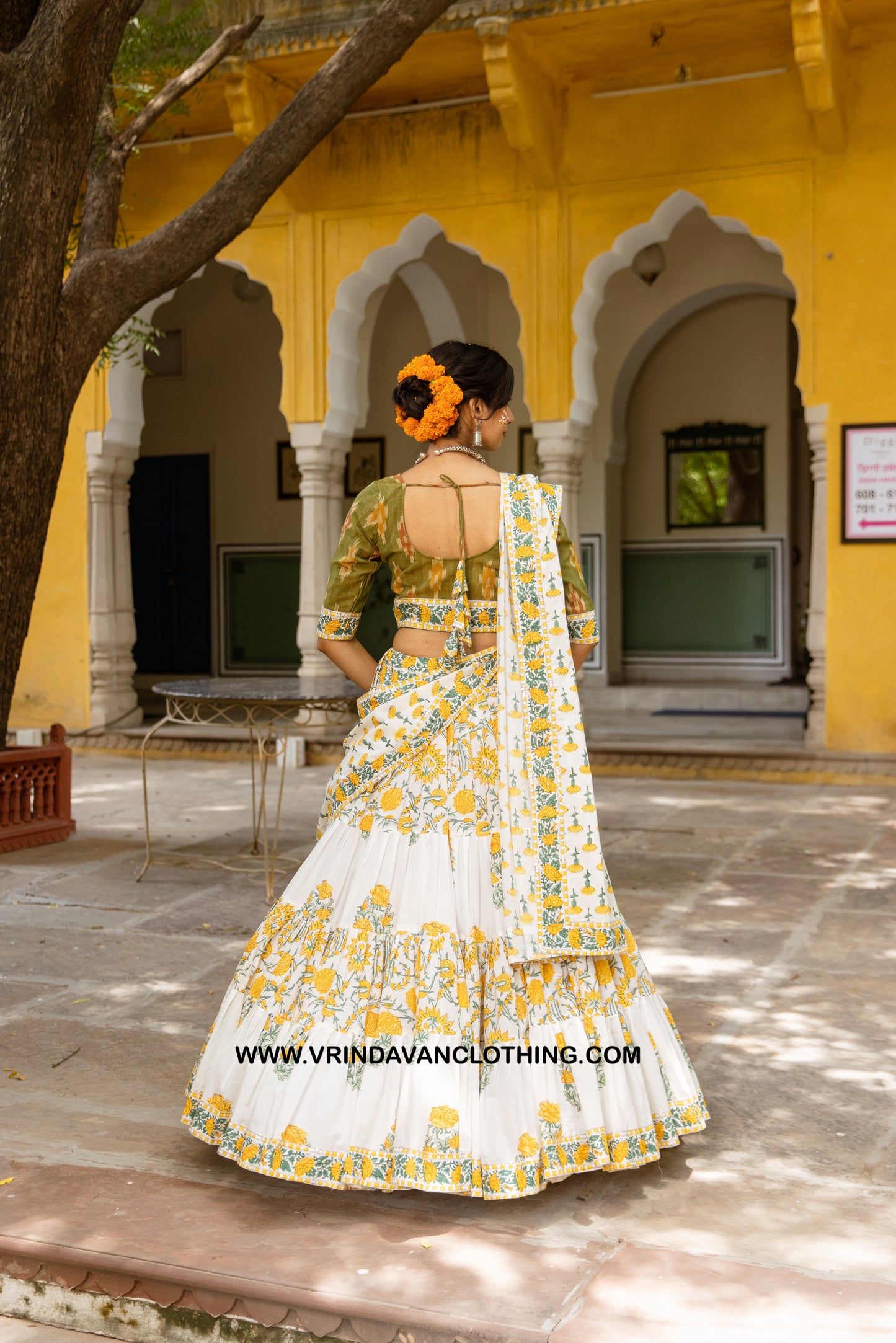DAISY - Gopi Skirt set.