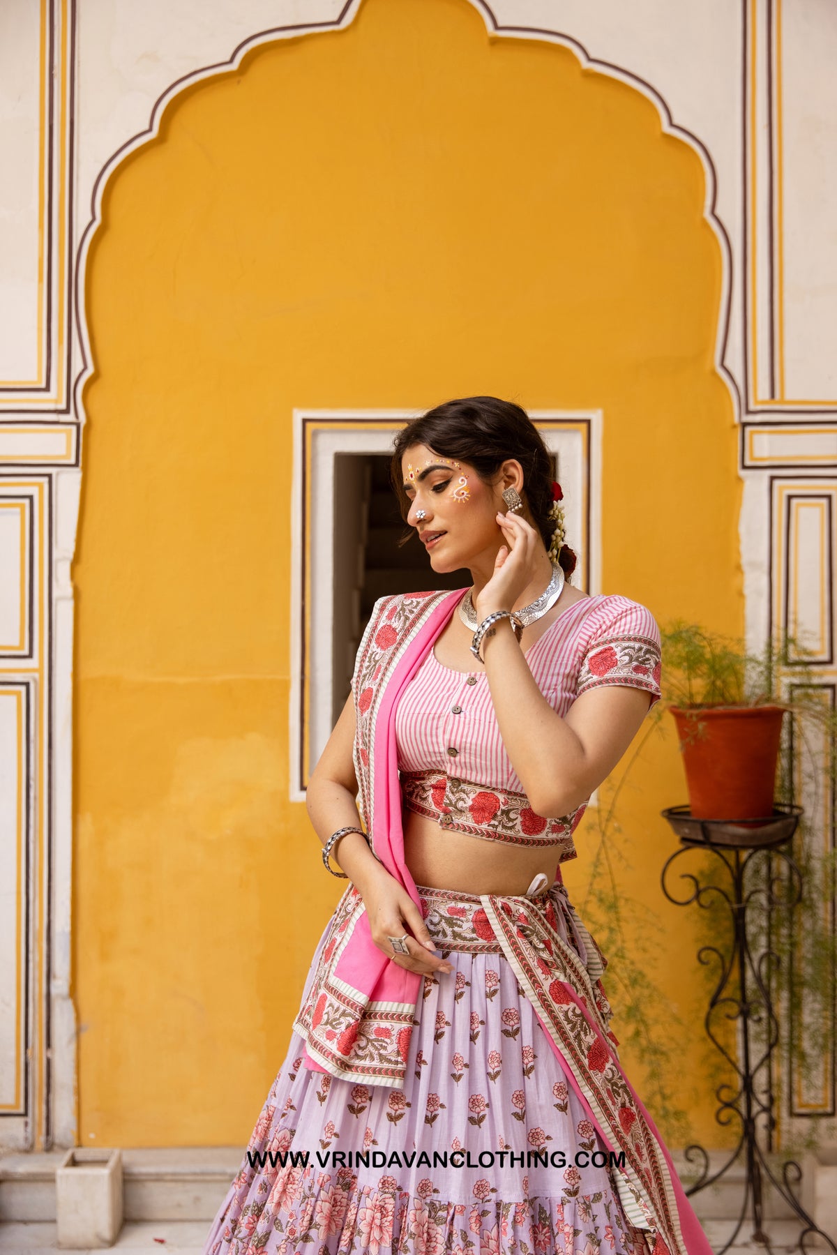 ISHANI - Gopi skirt set.