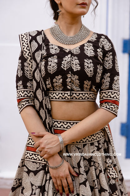 LOKESHWARI - Gopi skirt set.