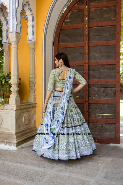 MANDALI PRIYA - Gopi skirt set.