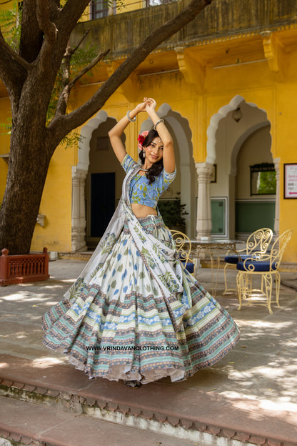 VRAJA LEELA - Gopi skirt set.