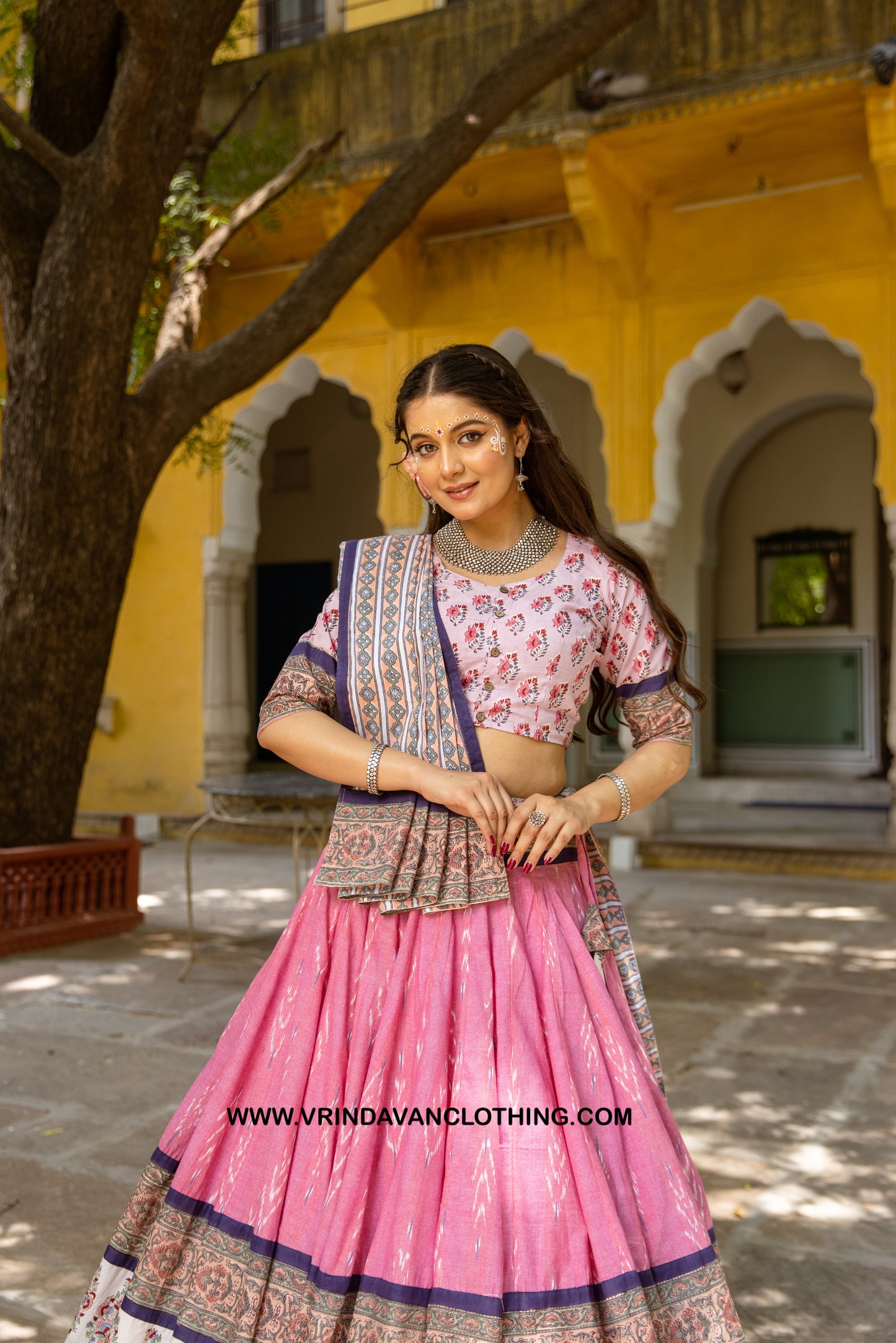 GOVIND - Gopi skirt set.