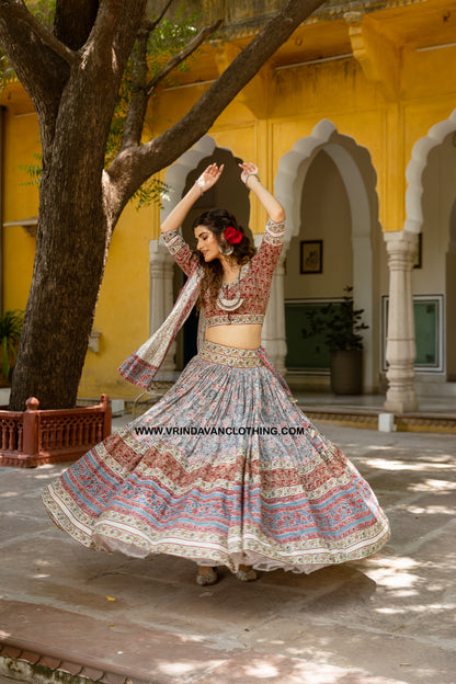 JAGANNATH - Gopi Skirt set.