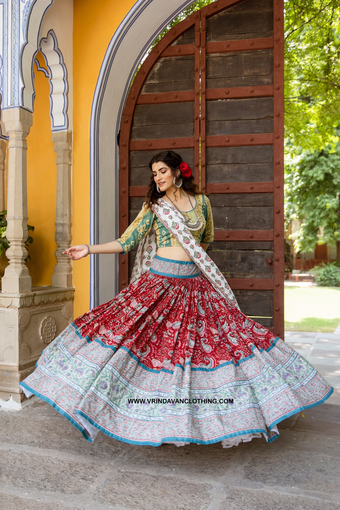 ROHINI - Gopi skirt set.