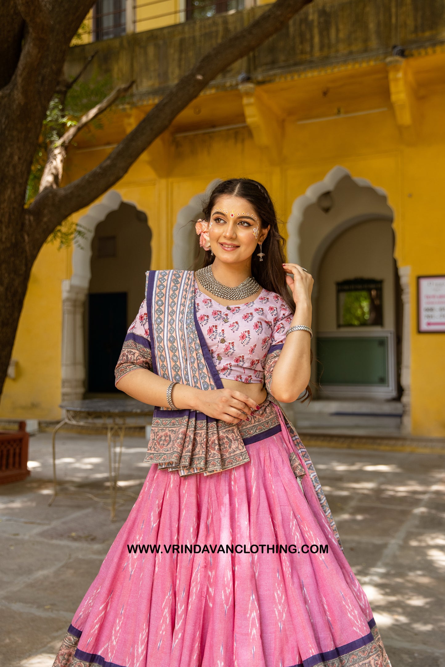 GOVIND - Gopi skirt set.