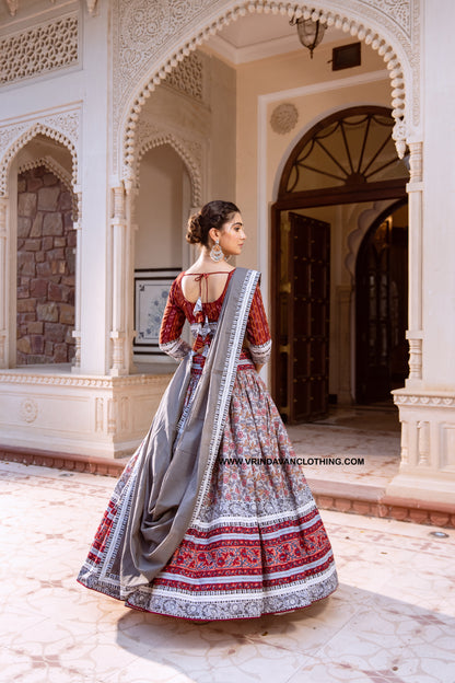JIERA | Gopi Skirt set.