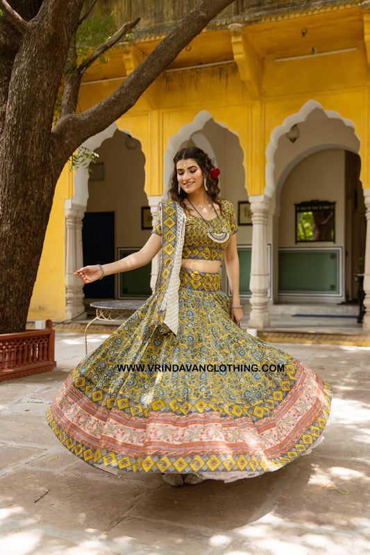 PRATHNA - Gopi Skirt set.