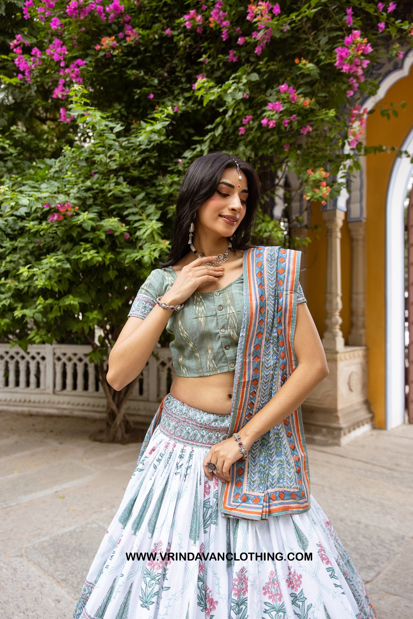 GANGA - Gopi skirt set.