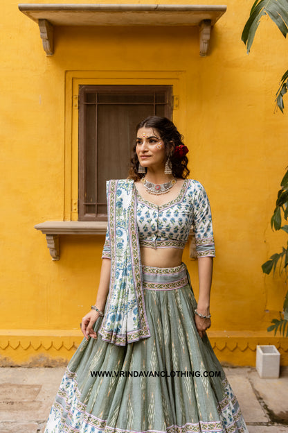 GIRIDHARI - Gopi skirt set.