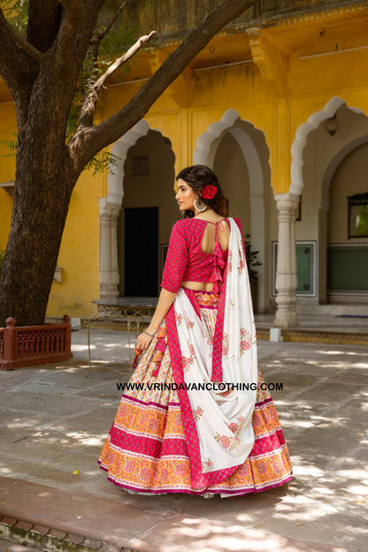 GOPAL - Gopi skirt set.