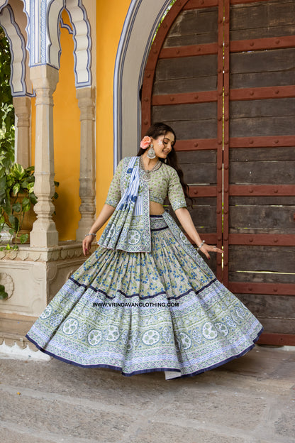 MANDALI PRIYA - Gopi skirt set.