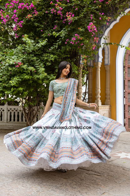 GANGA - Gopi skirt set.