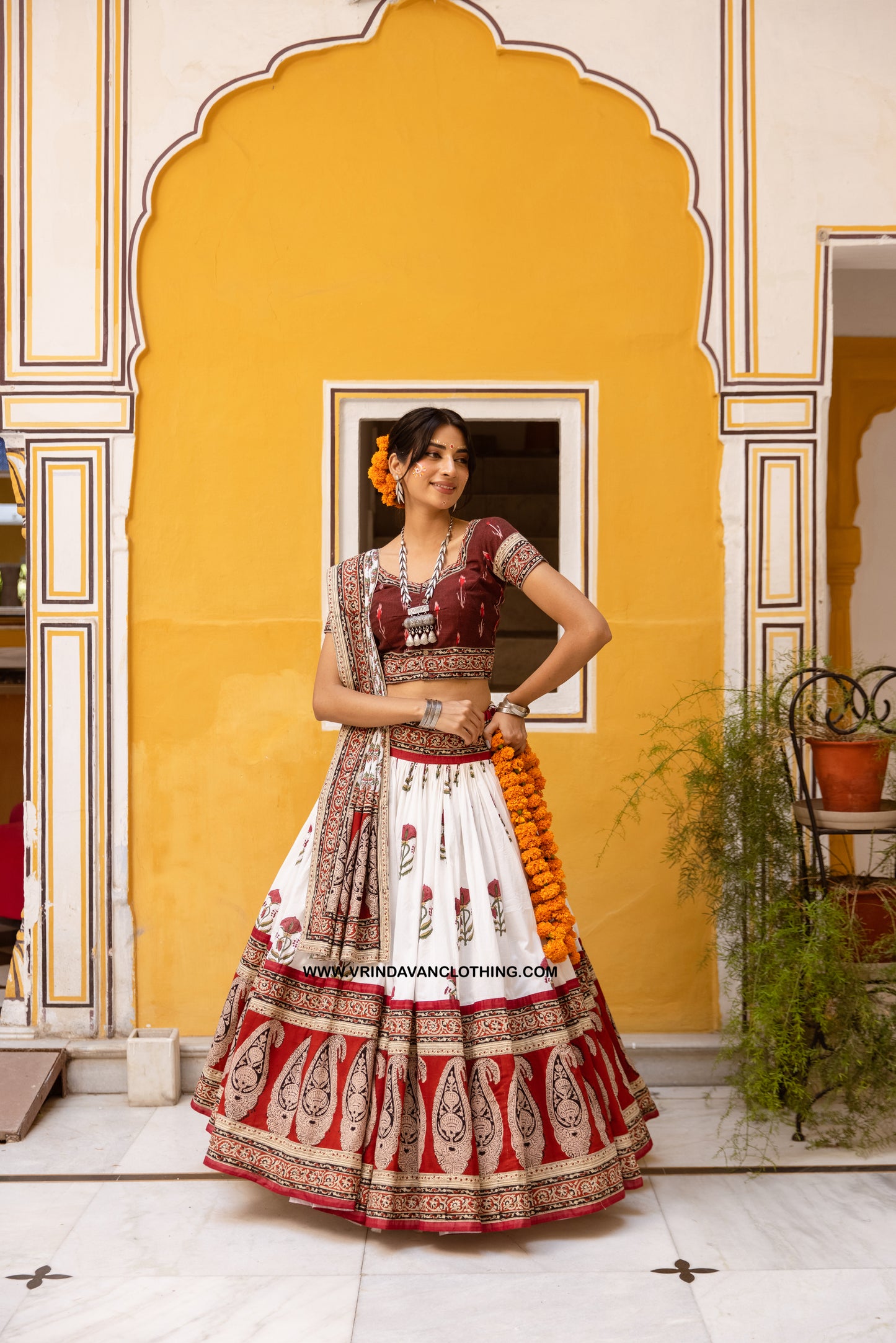 RADHAKUND - Gopi skirt set.