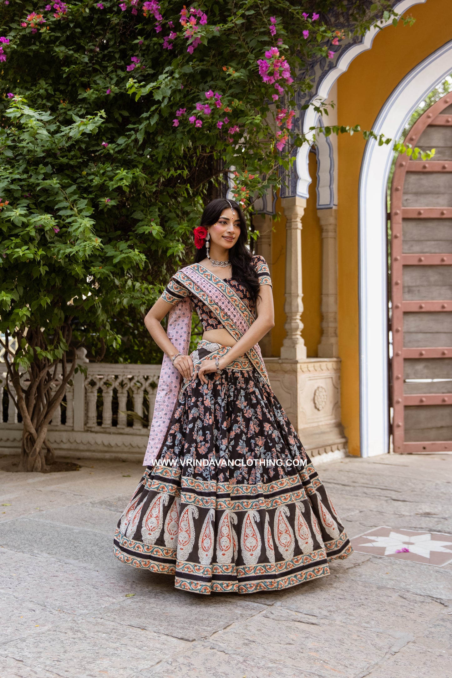 HRIDISHA - Gopi skirt set.