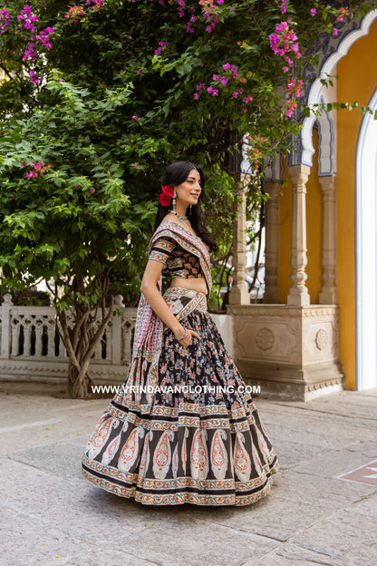 HRIDISHA - Gopi skirt set.