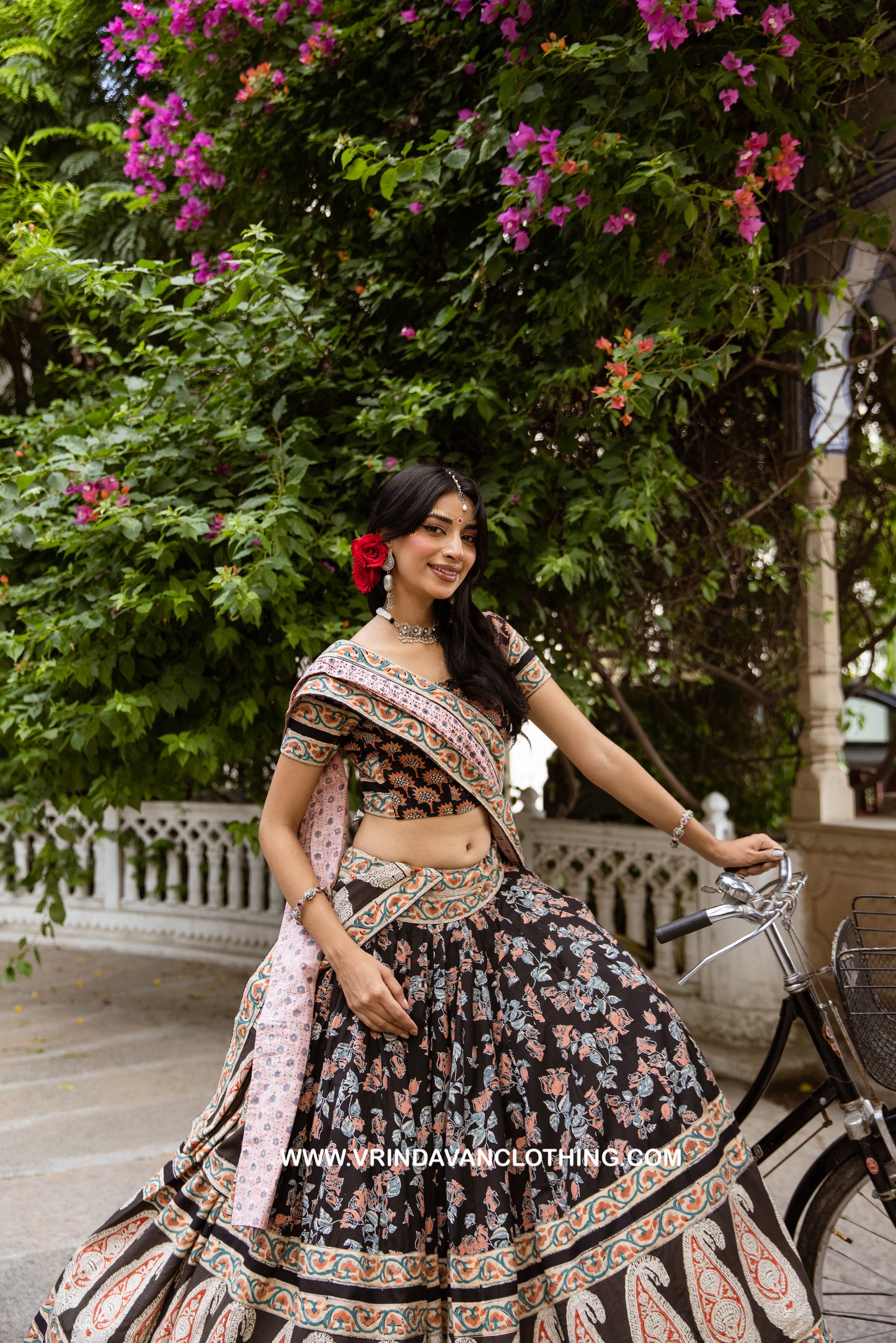 HRIDISHA - Gopi skirt set.