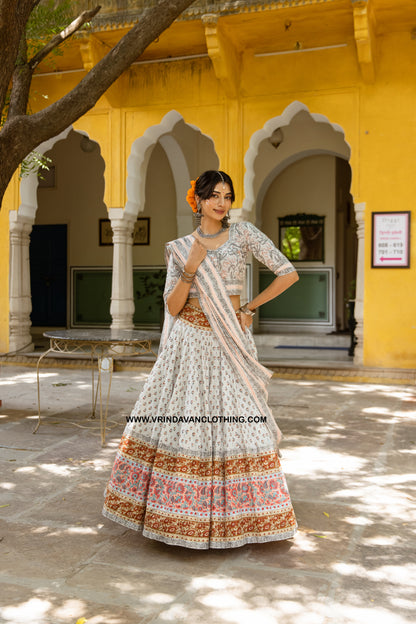 INDIRA MANI - Gopi skirt set.