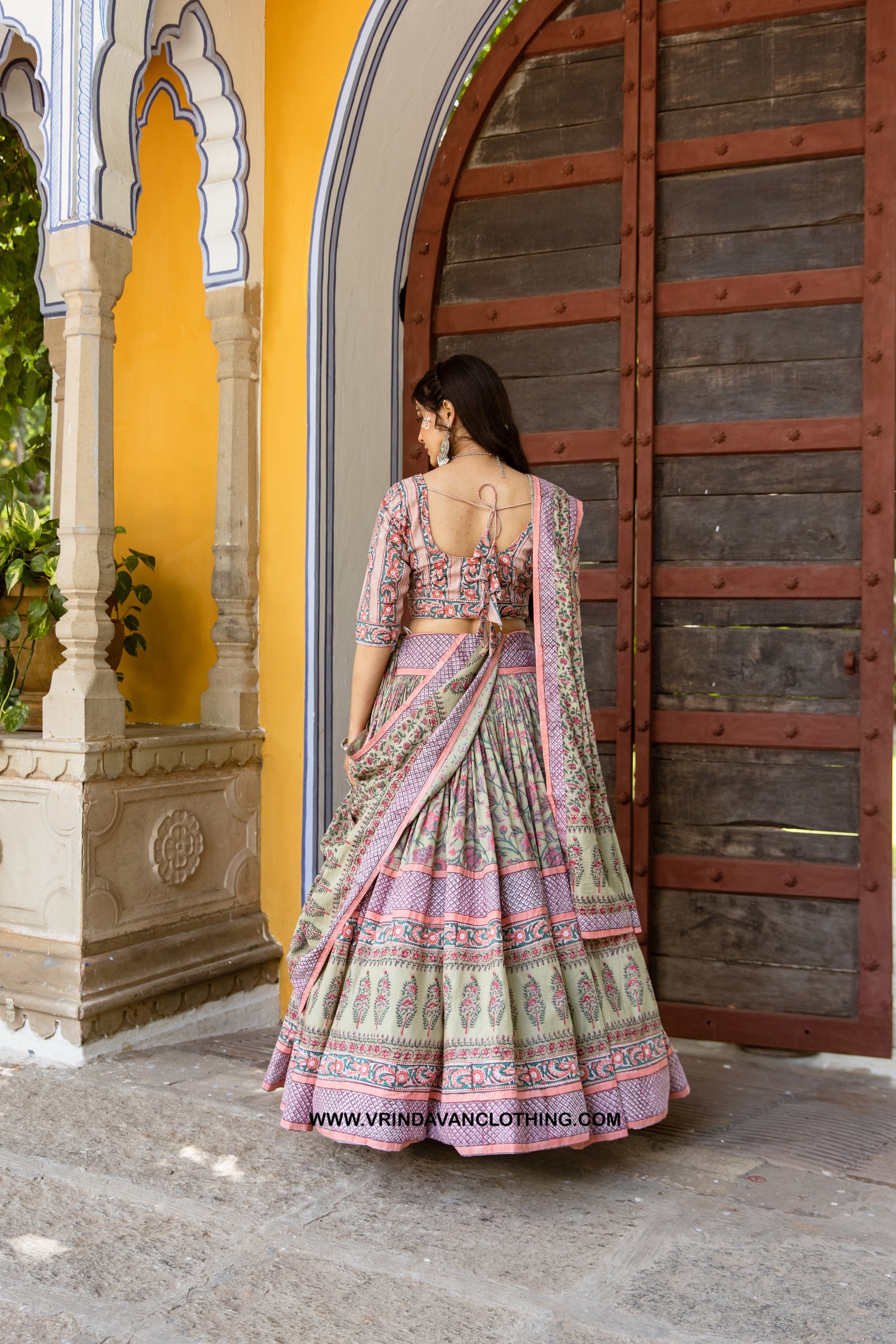 ARADHIKA - Gopi skirt set.