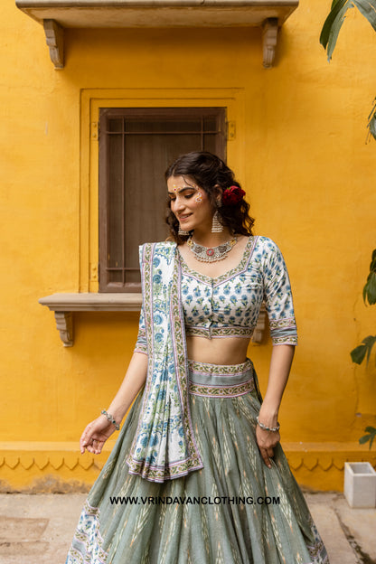 GIRIDHARI - Gopi skirt set.