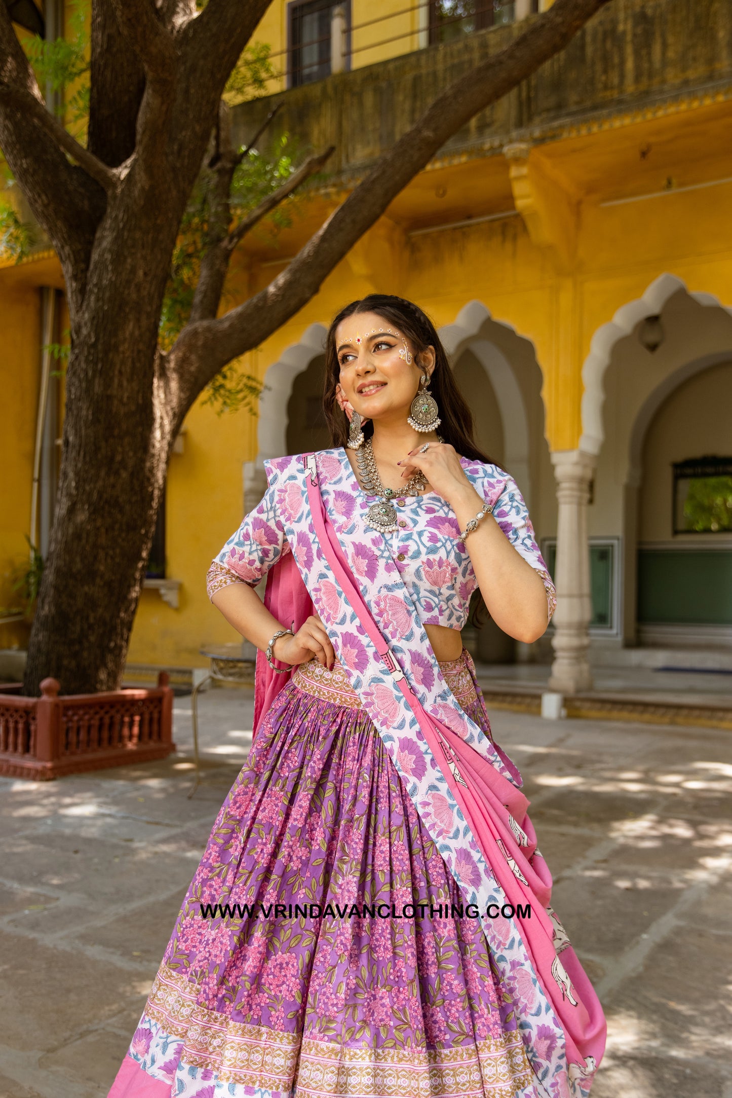 BALDEV - Gopi skirt set.
