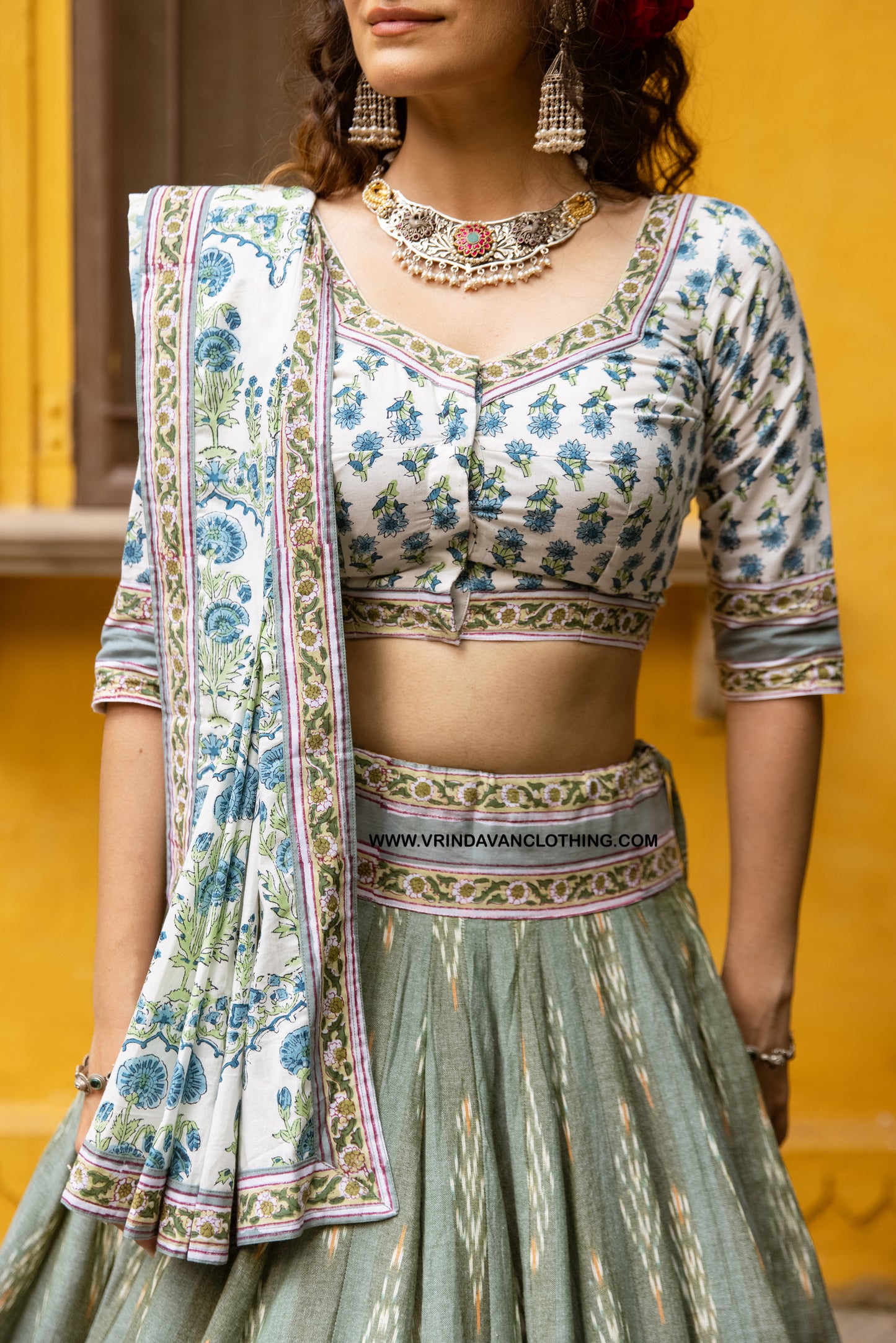 GIRIDHARI - Gopi skirt set.