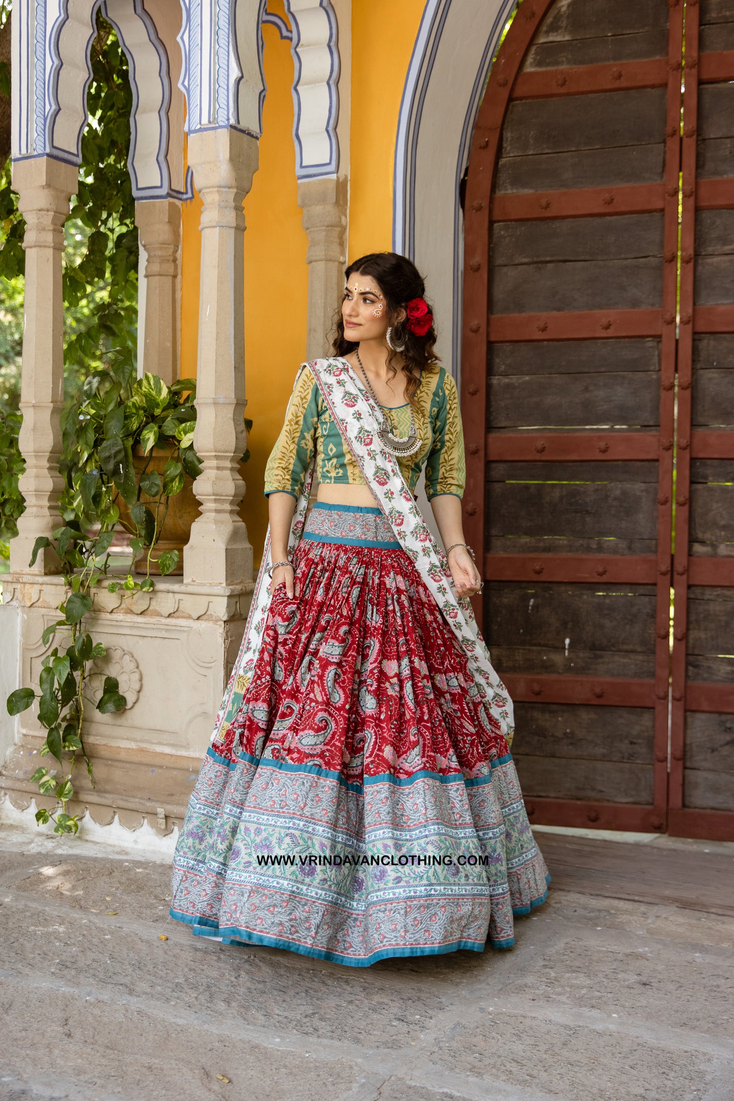 ROHINI - Gopi skirt set.