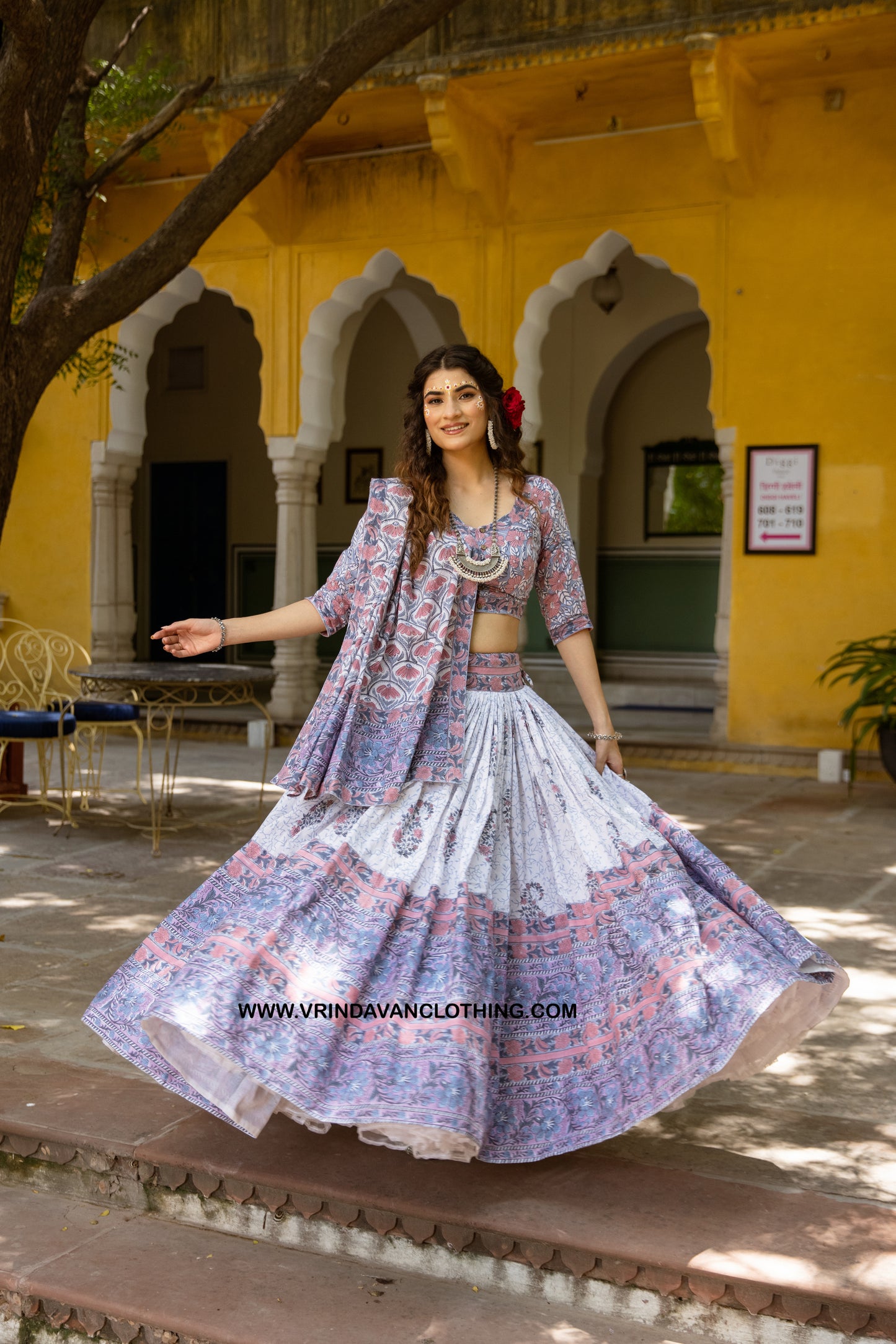 SHWET PUSHP - Gopi Skirt set.