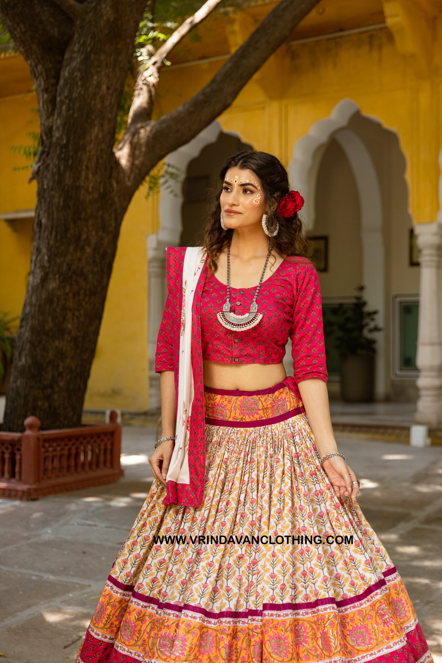 GOPAL - Gopi skirt set.