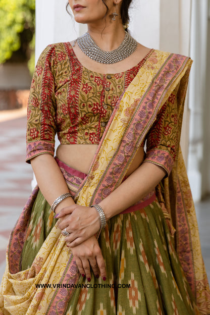 PITAMBARI - Gopi skirt set.