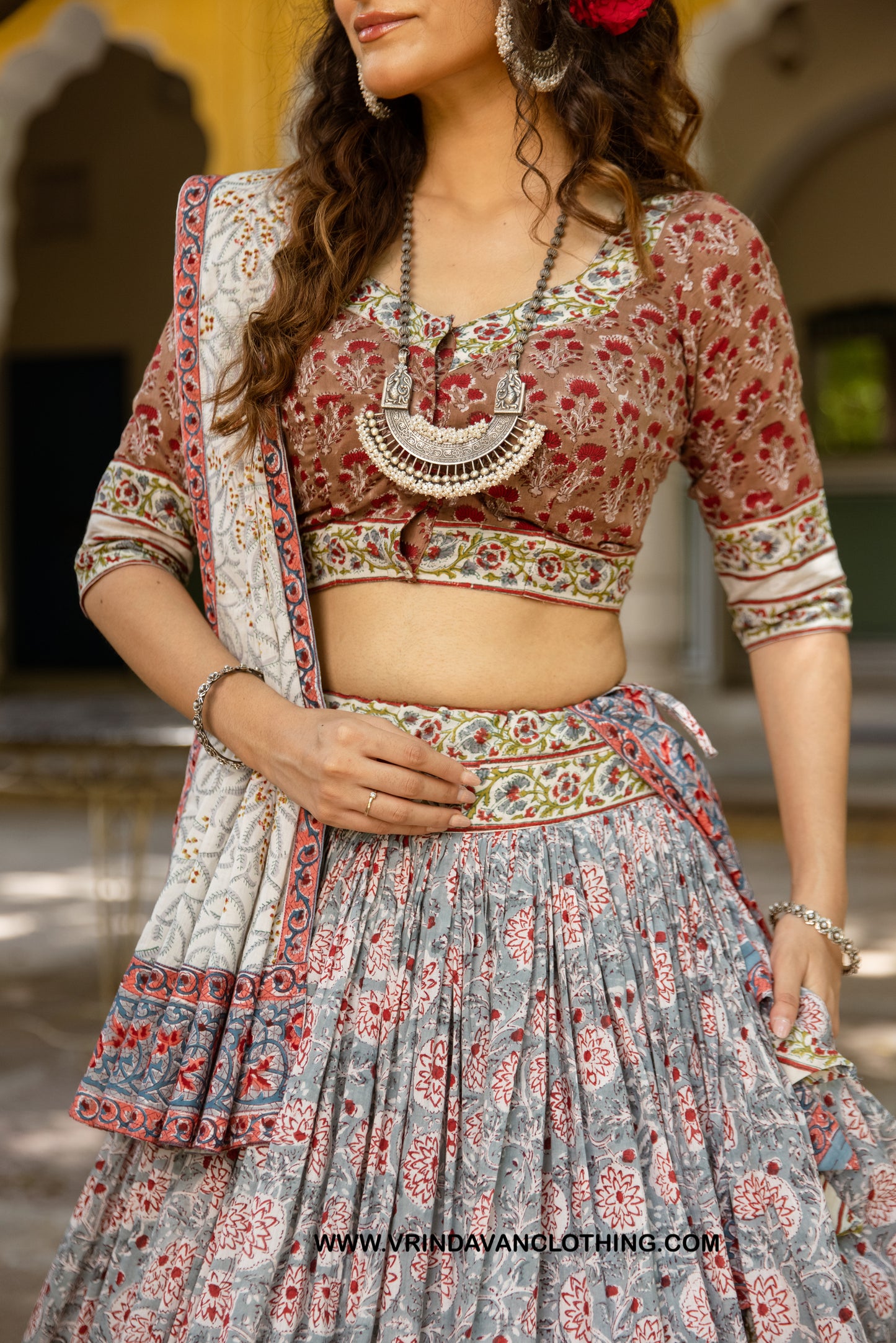 JAGANNATH - Gopi Skirt set.