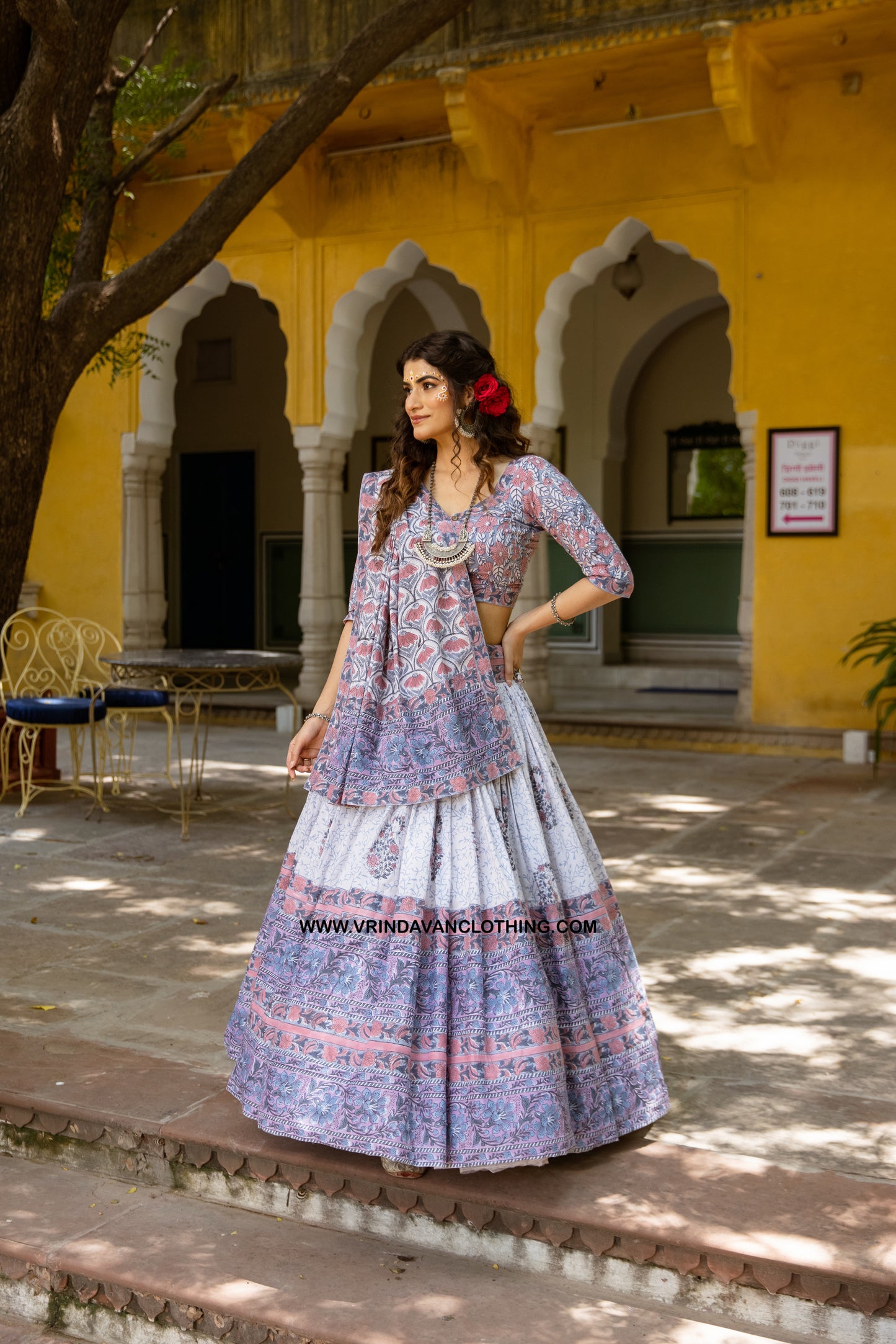SHWET PUSHP - Gopi Skirt set.