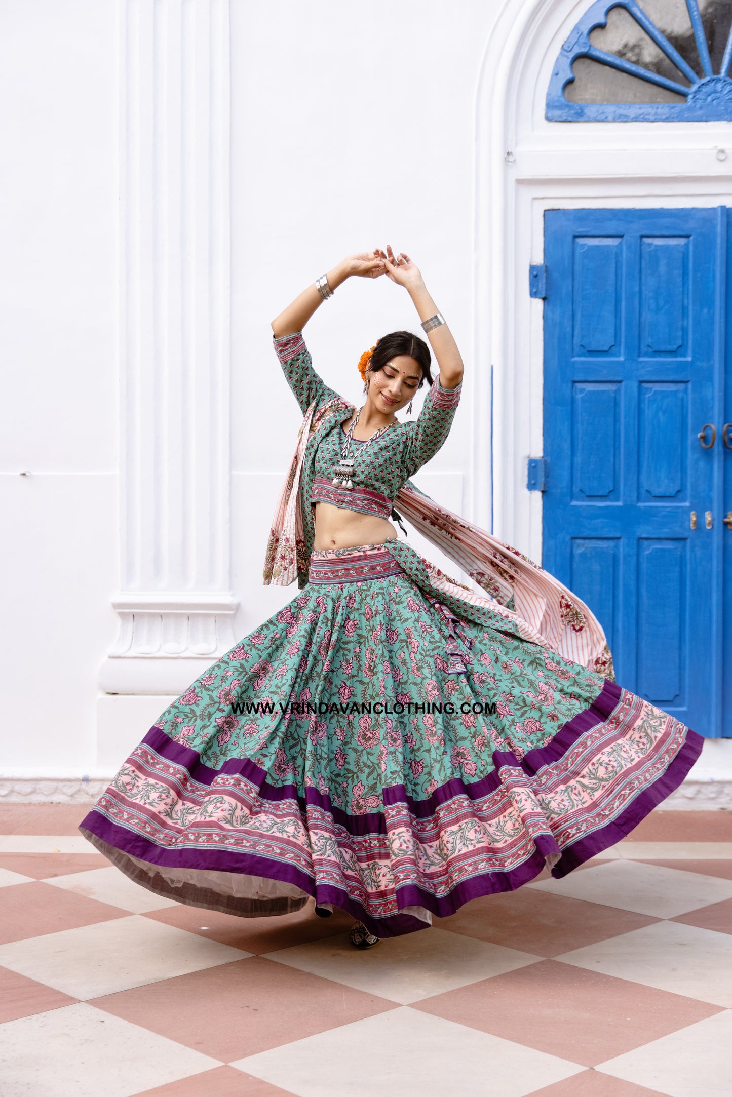 GULMEHER - Gopi skirt set.